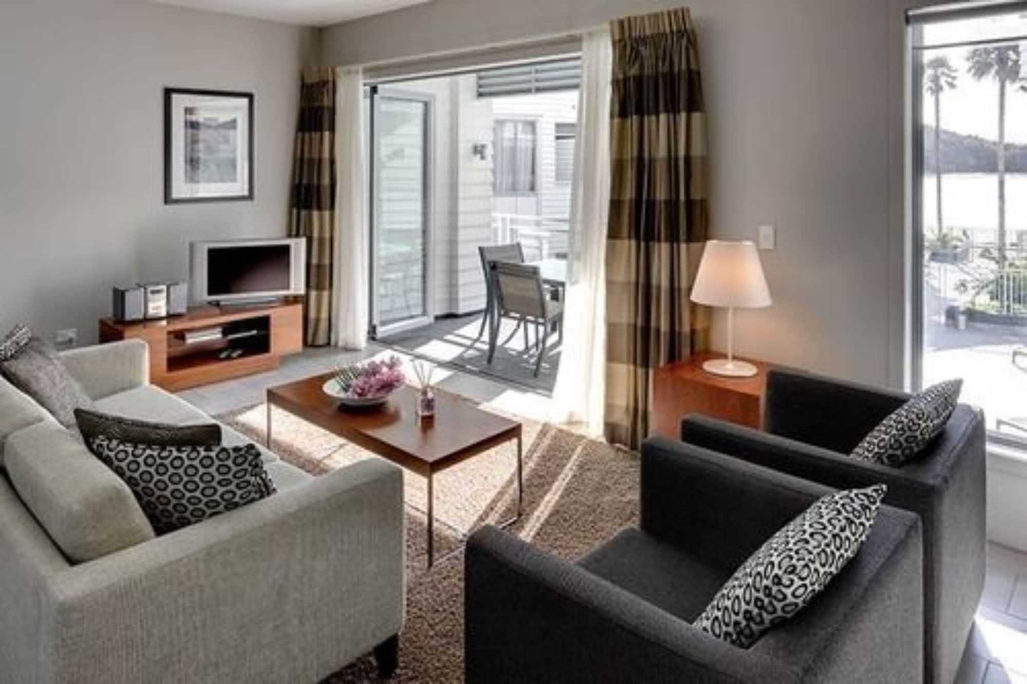 The Waterfront Suites - Heritage Collection Пейхия Экстерьер фото